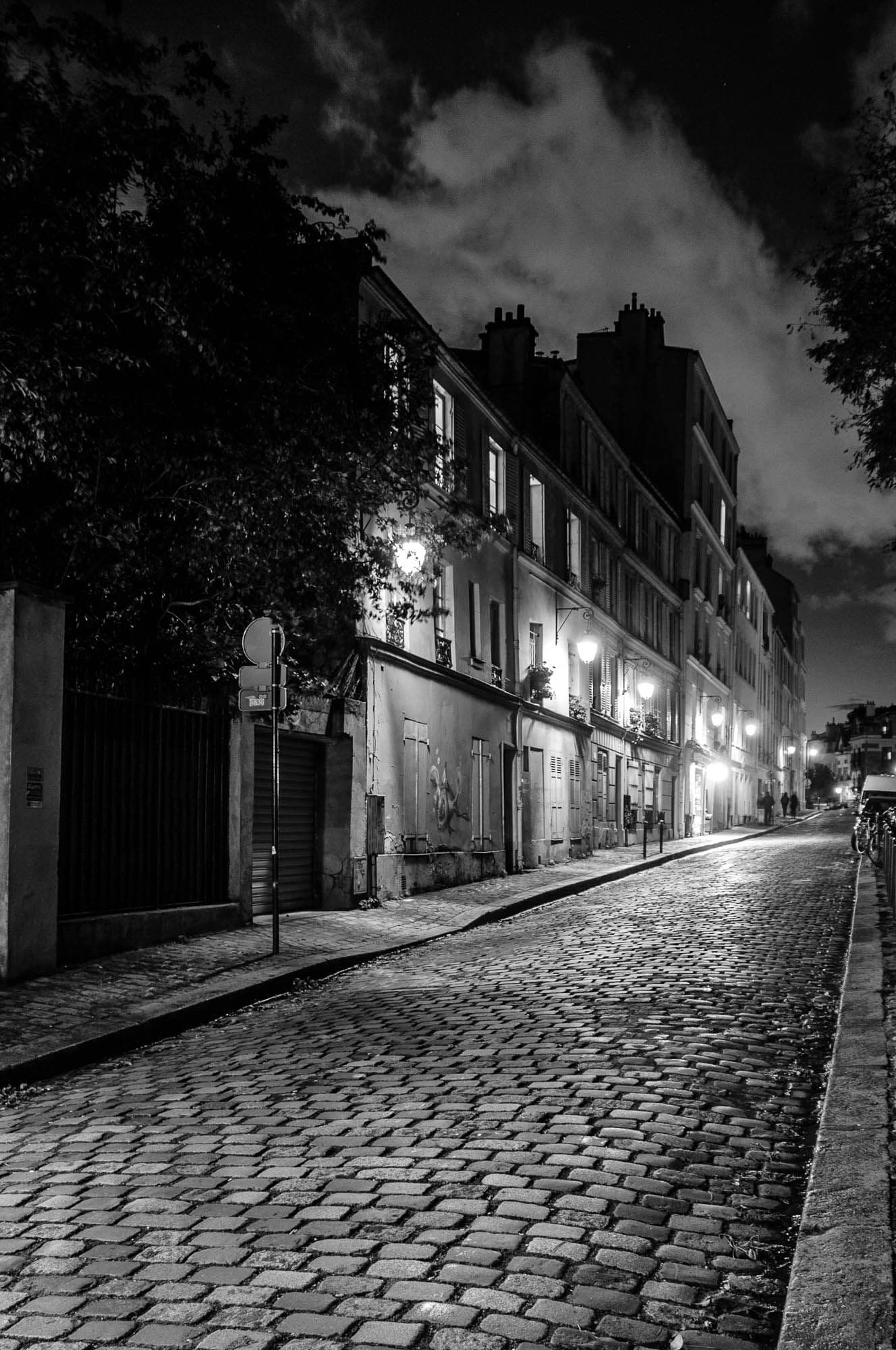 What to Expect on a Paris Walking Tour (and How to Prepare)