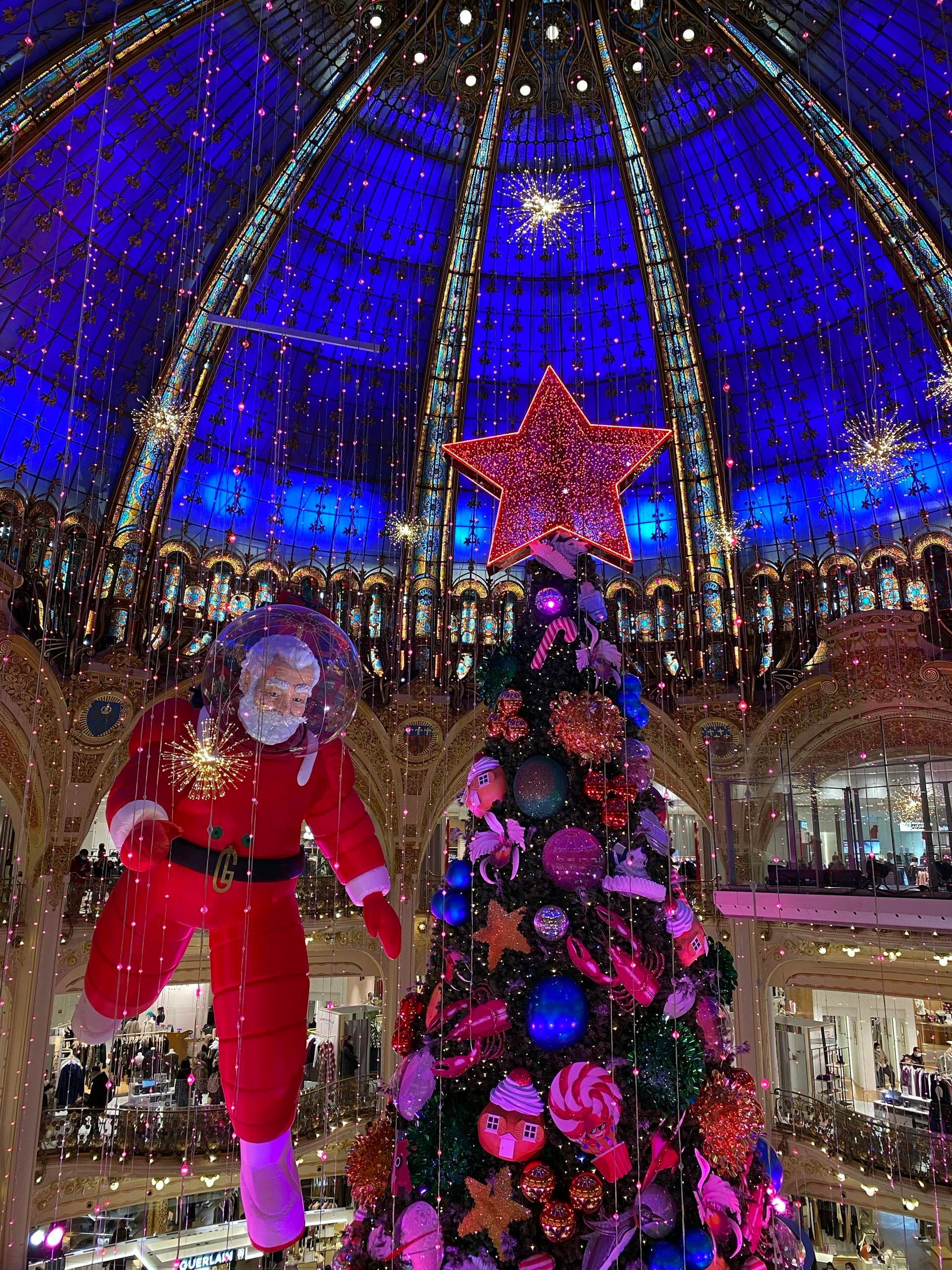 The Essential Guide: Paris Christmas Window Displays 2025